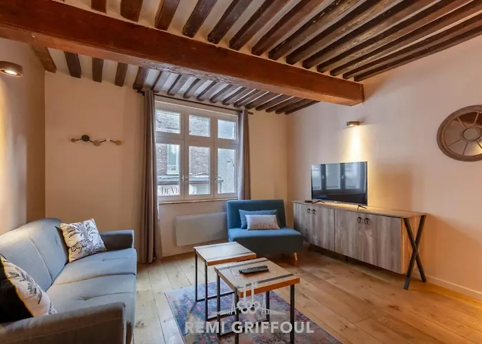 La Cachette De Lucie Heart Of 100m From The Port 2 Guests Апартаменты